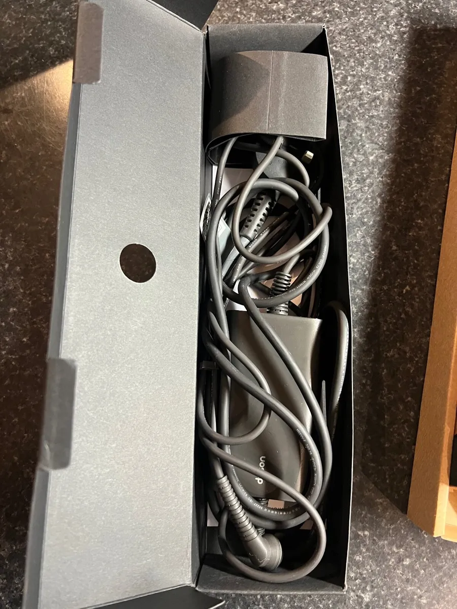 Dyson Corrale Straightener - Image 4