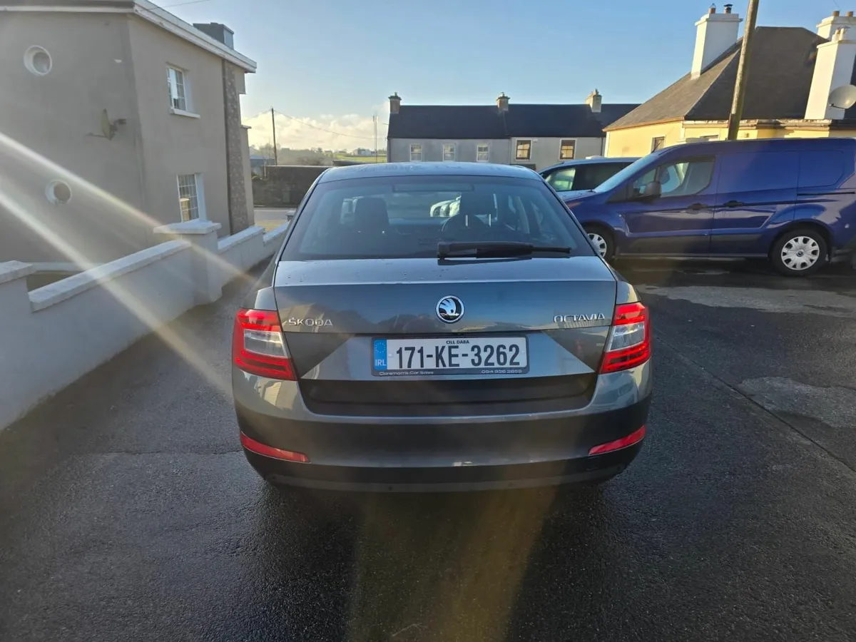 Skoda Octavia 2017 - Image 4