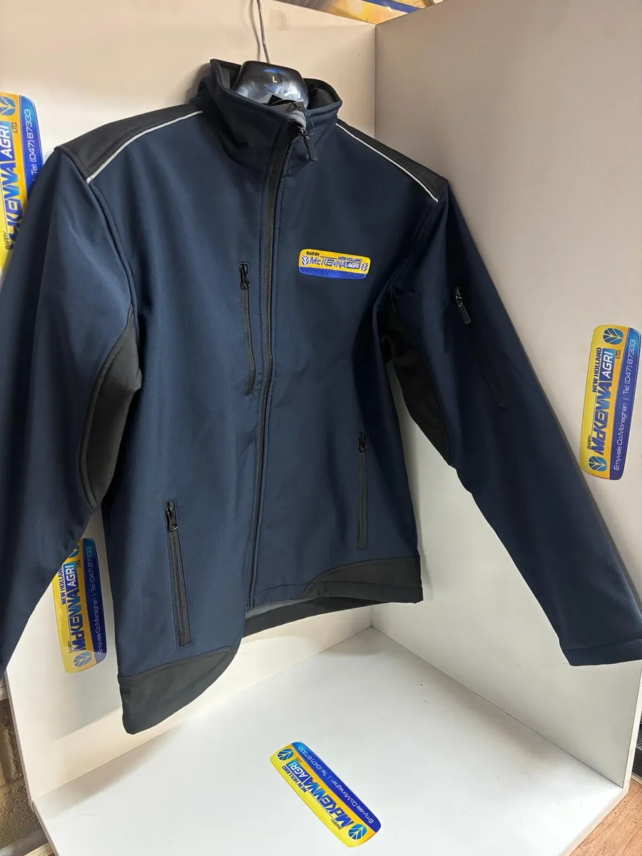 Christmas Clothes 2025 - Image 3