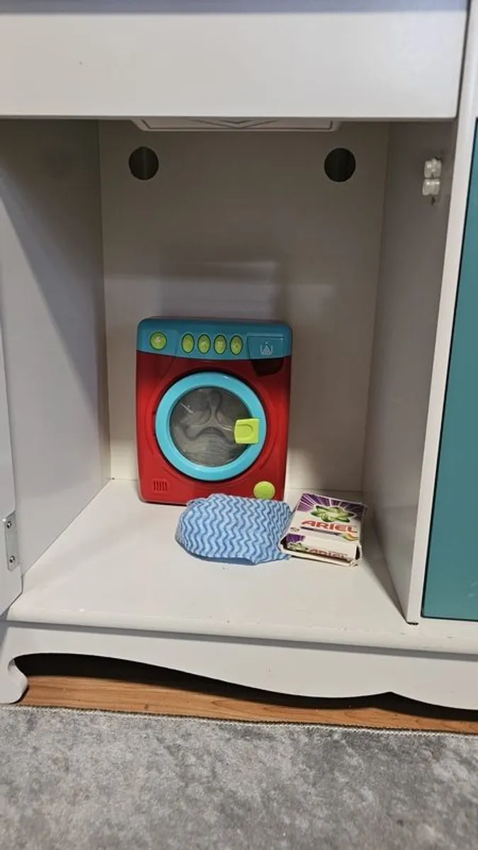 Toy Kitchen bundle with accessories - Image 2