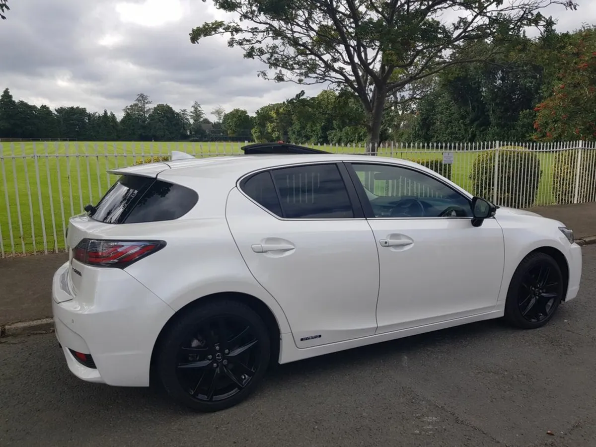 Lexus CT 200H Sport CVT 5DR Auto - Image 3