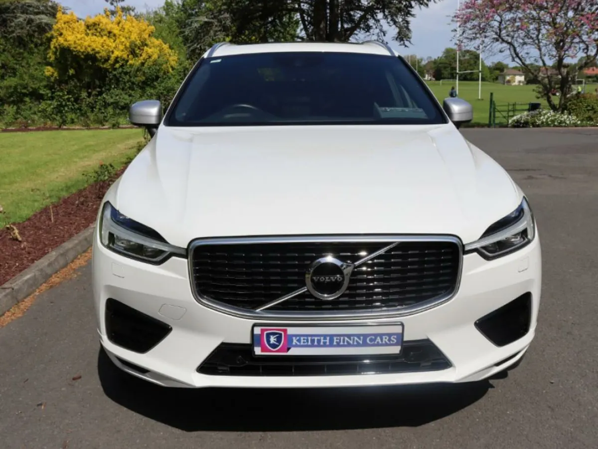 Volvo XC60 R-Design Pro T8 (Huge Spec ) Hybrid AWD - Image 3