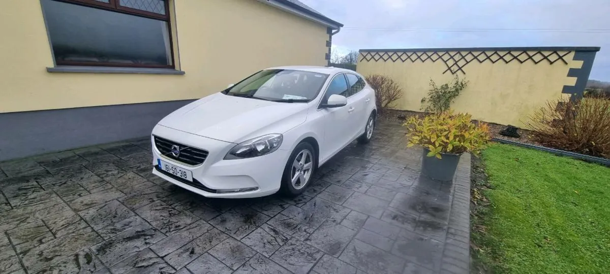 2016 Volvo V40 D2 for sale in Sligo - Image 1