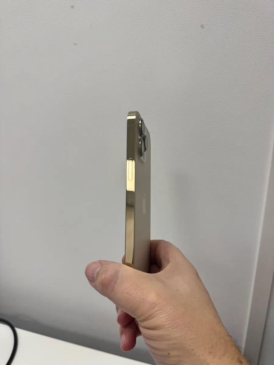 Gold iPhone 13 Pro Max 128GB - Image 4