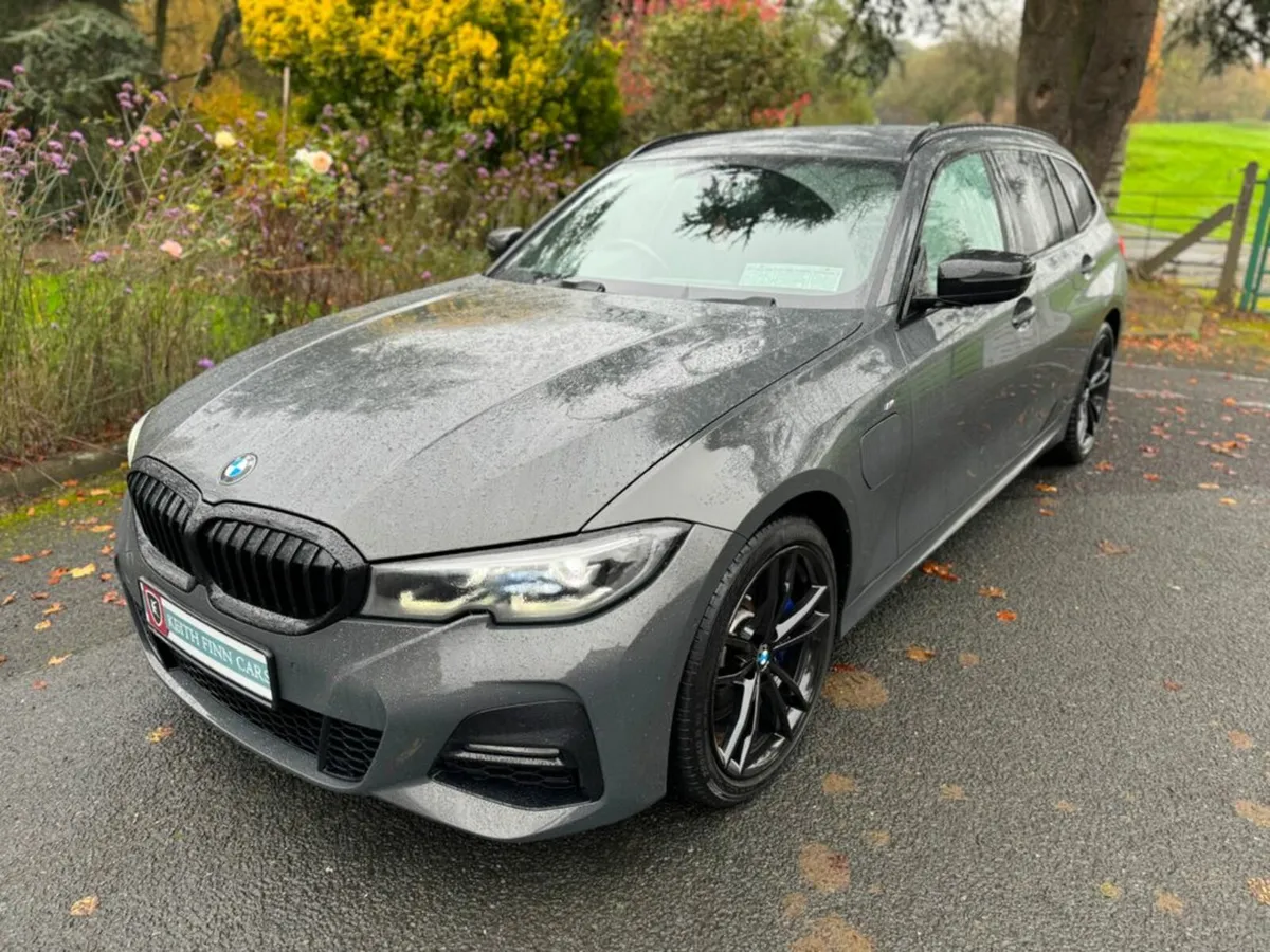 BMW 3-Series 330E M SPORT PRO EDITION - Image 3