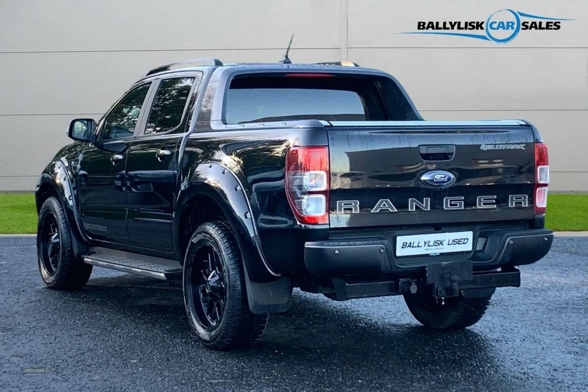 Ford Ranger 2.0 Tdi 213PS Wildtrak Auto 4WD in Aga - Image 2