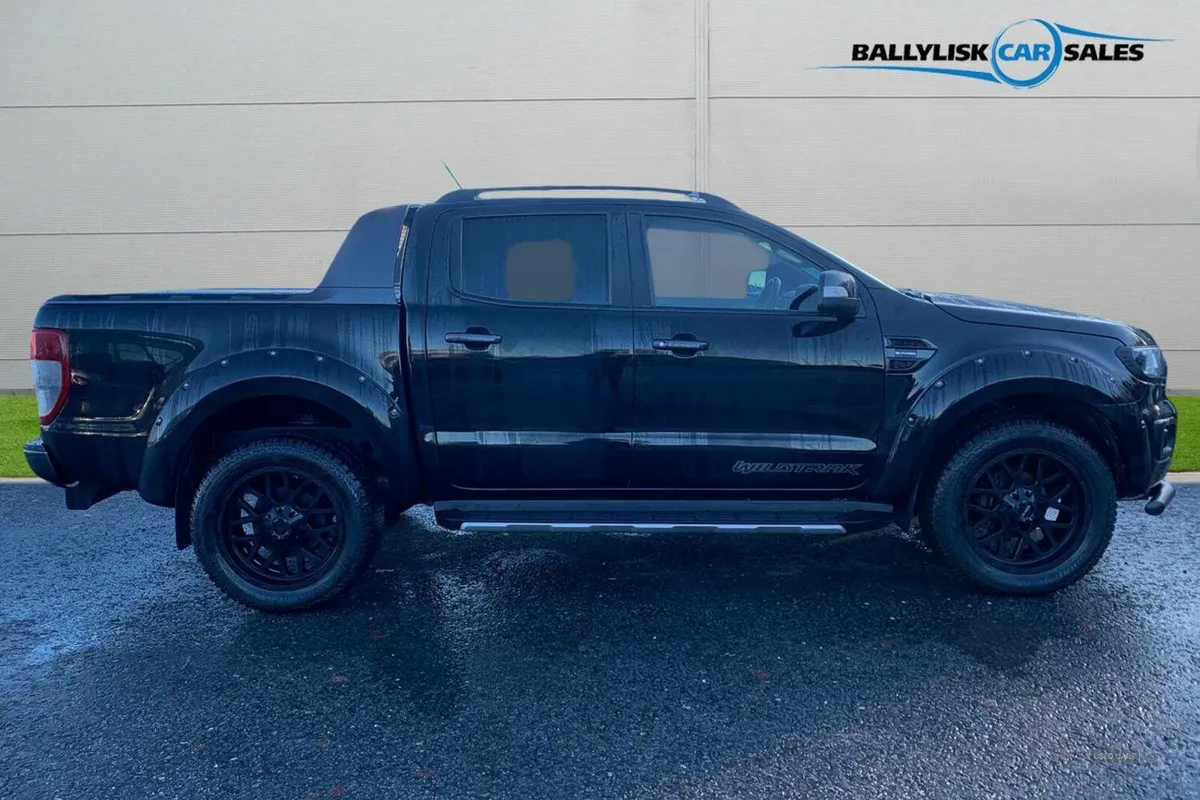 Ford Ranger 2.0 Tdi 213PS Wildtrak Auto 4WD in Aga - Image 3