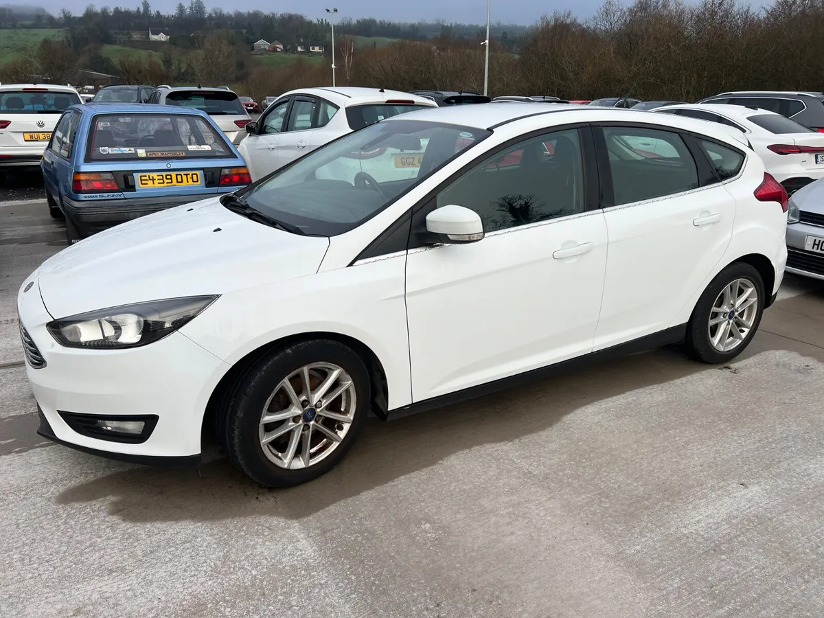 2016 Ford Focus Zetec 1.5 TDCI - Image 2