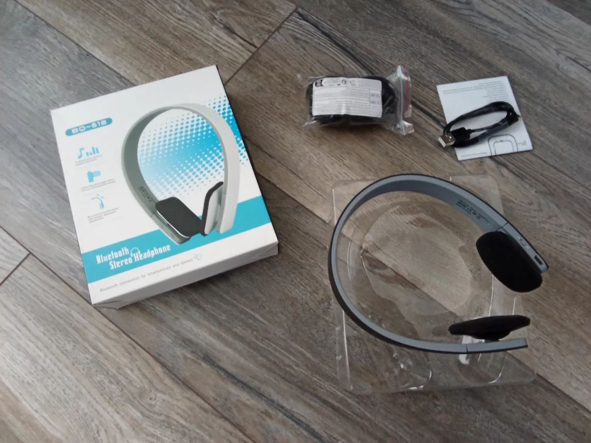 Bluetooth Headphones Stereo Set. - Image 1