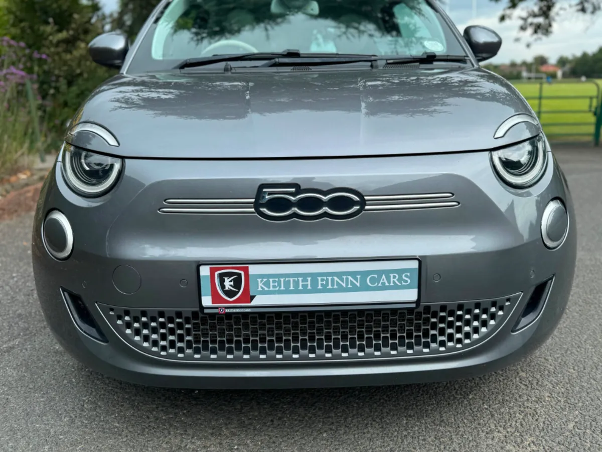 Fiat 500e LA Prima Electric 42KW 3DR AUT - Image 2