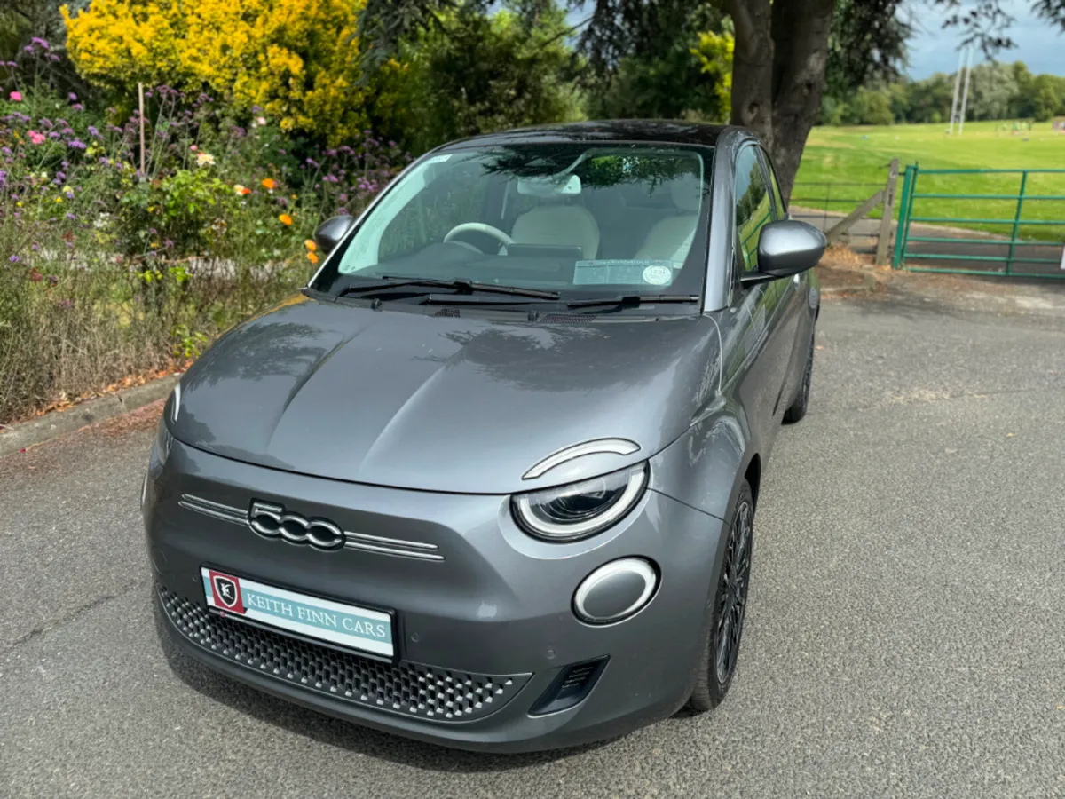 Fiat 500e LA Prima Electric 42KW 3DR AUT - Image 3