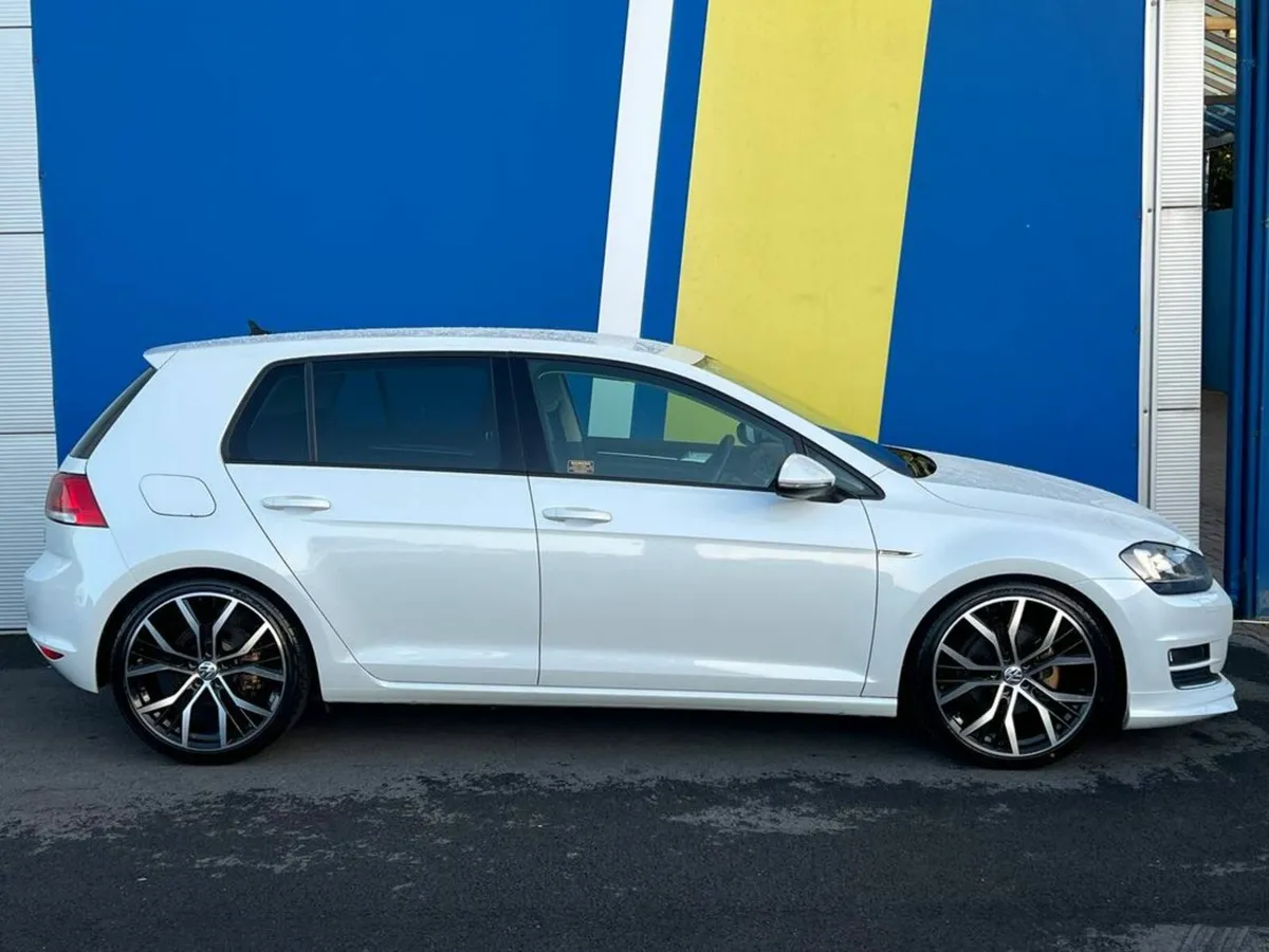 Volkswagen Golf R-LINE PACK 1.4 TSI // HIGHLINE // - Image 2