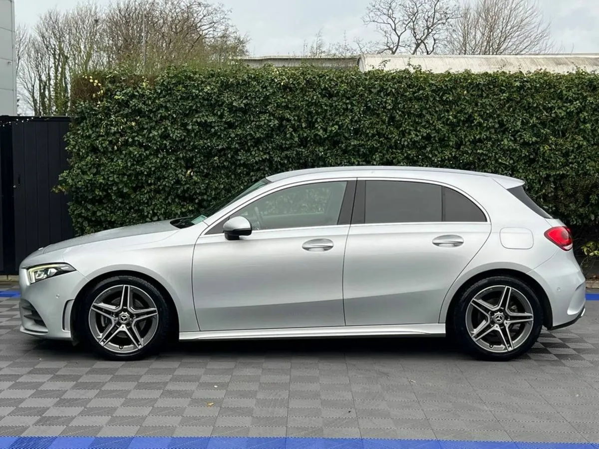 Mercedes-Benz A-Class A200d AMG-LINE PREMIUM PLUS - Image 3