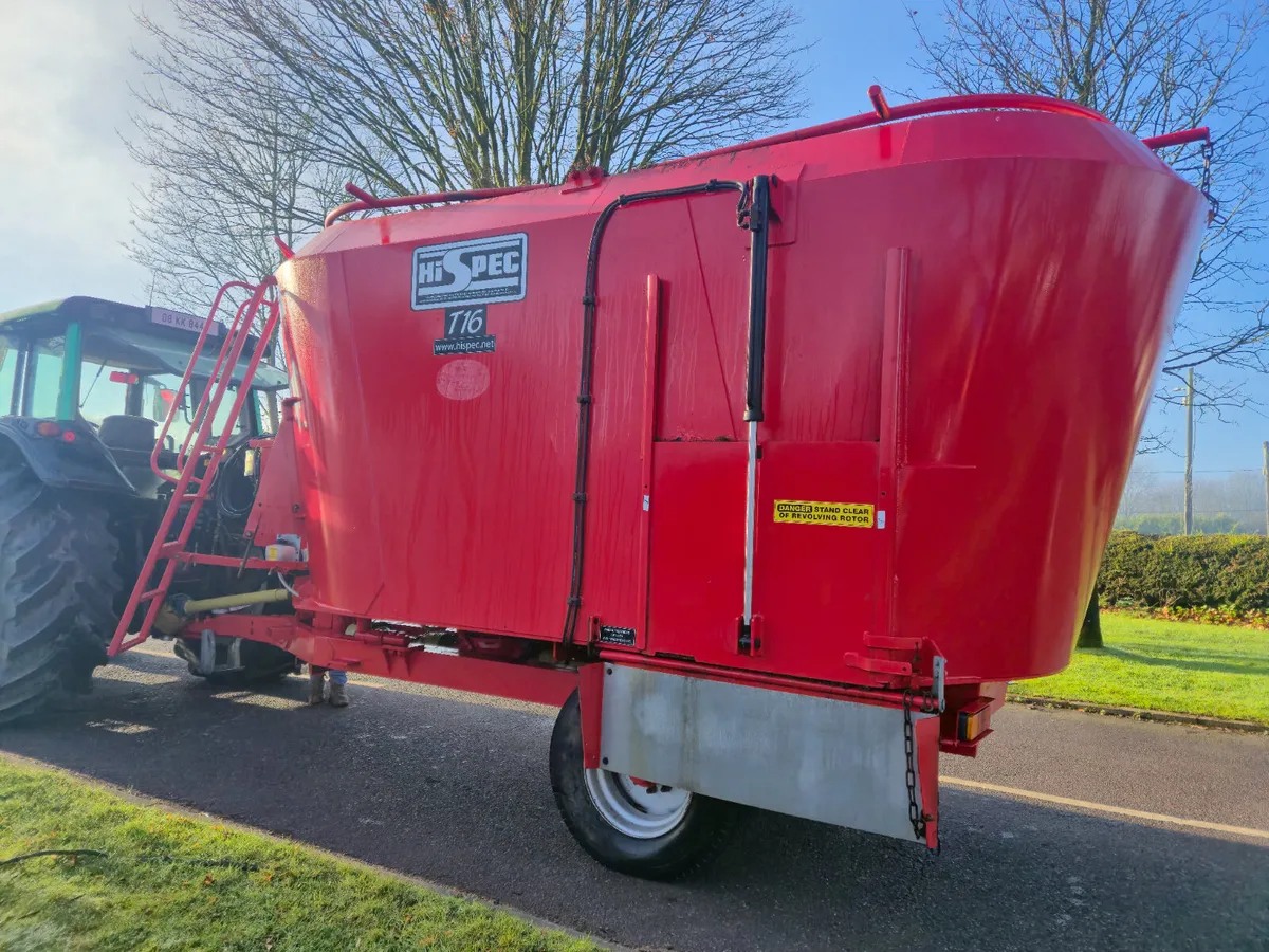 Hi Spec 16m³ diet feeder - Image 4