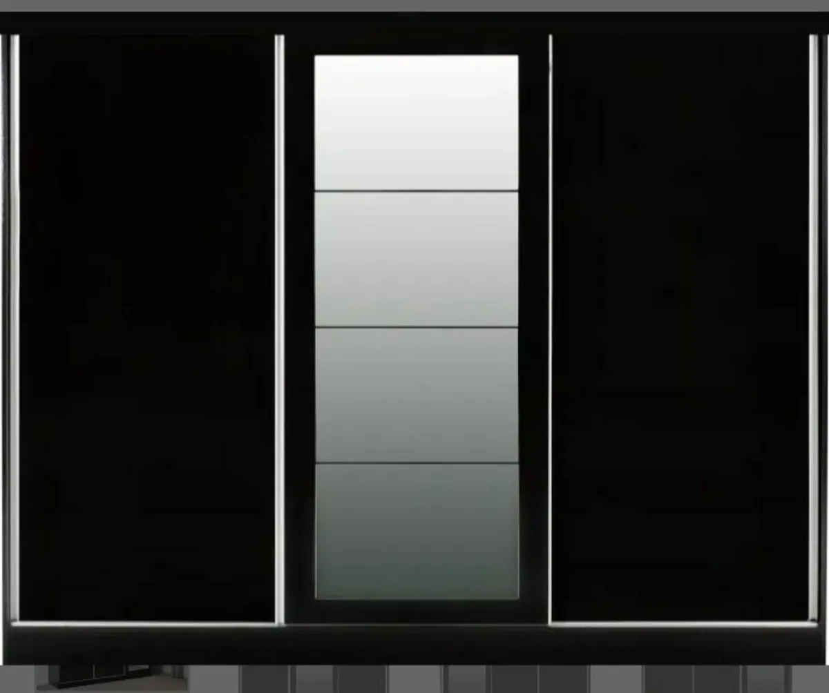 Nevada 3 Door Sliderobe 2.4m. Free delivery 🚚 - Image 4