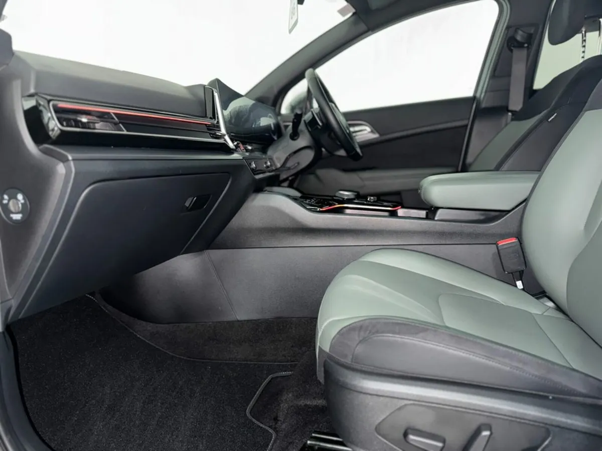 Kia Sportage Phev MY25 - Image 3