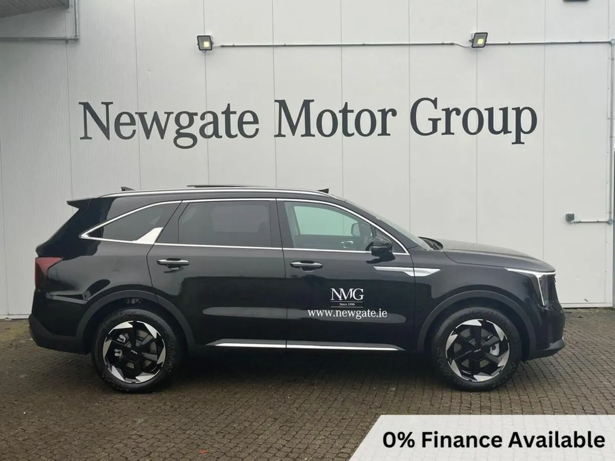 Kia Sorento Diesel SEM - ORDER NOW FOR JANUARY 202 - Image 4