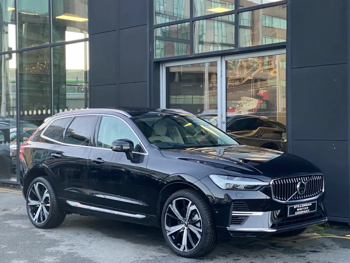 Volvo XC60 T8 Ultra Recharge AWD Auto (PHEV) - Image 3