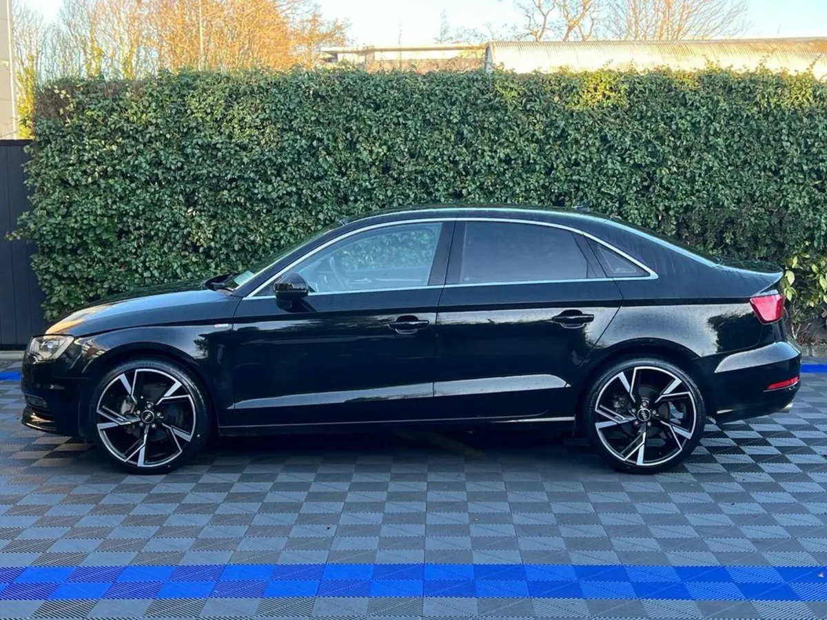 Audi A3 S-LINE PACK 1.4 TFSI // NEW 19" S-LINE ALL - Image 3