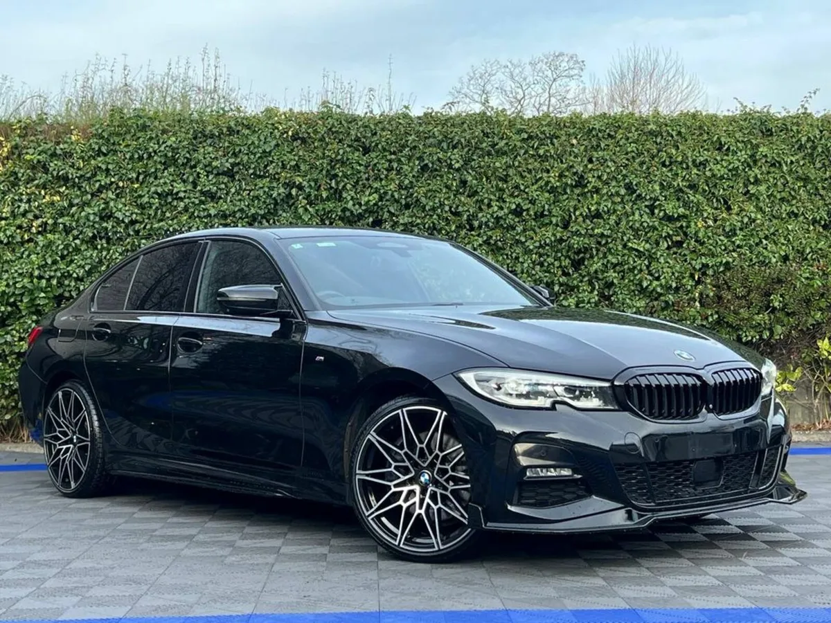 BMW 3-Series 330e M-SPORT COMPETITION 2.0 ** BIG S - Image 1
