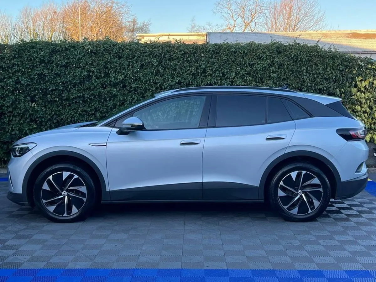 Volkswagen ID.4 ID.4 PURE LIFE 52KWH // LOW MILEAG - Image 3