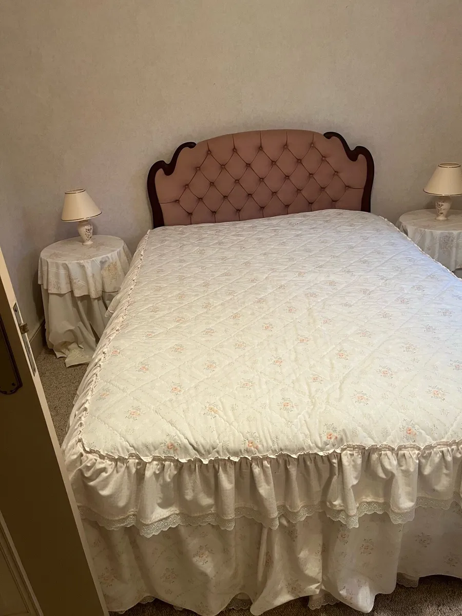 Double beds Free - Image 2