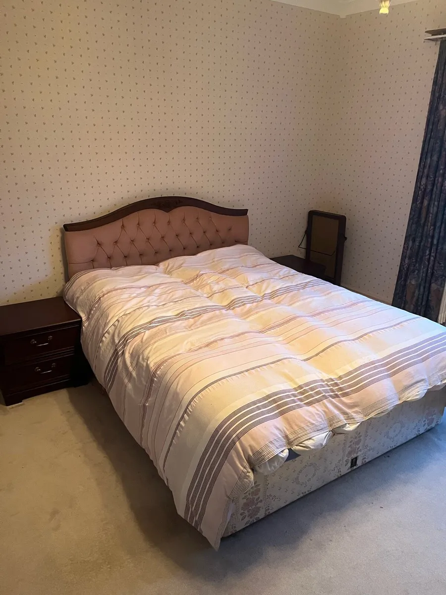 Double beds Free - Image 1