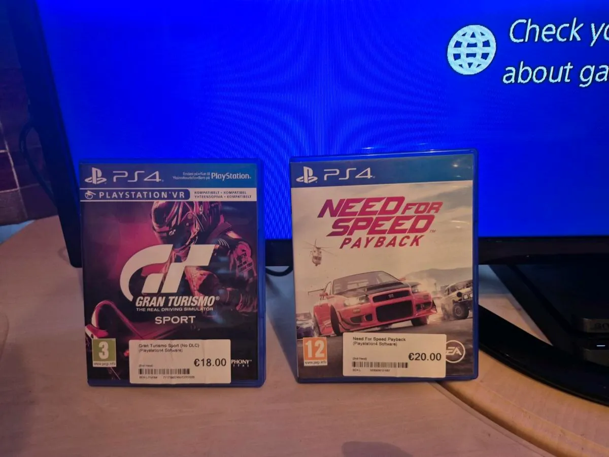 LG Smart TV 47" and PS4 Slim - Image 2