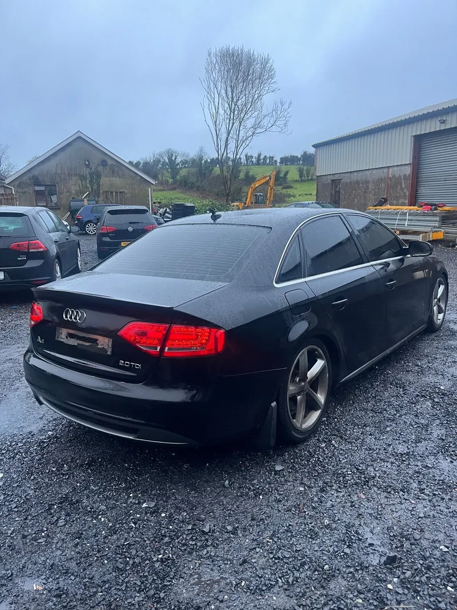 2010 Audi A4 S-Line - Image 4