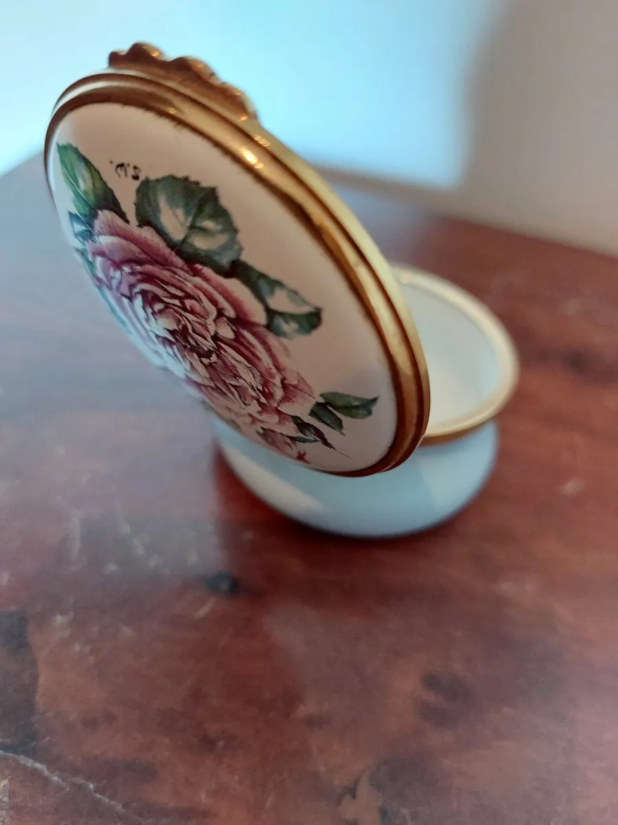 Kingsley Enamels trinket box - Image 2