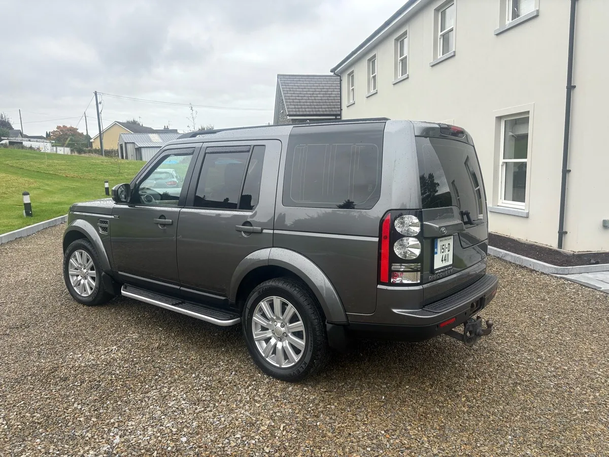 Land Rover Discovery 4 - Image 4