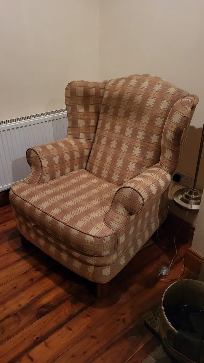 Sofa and matching Armchair for Sale €100 - Image 3