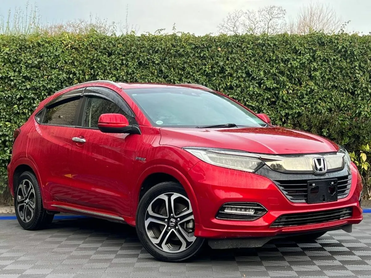 Honda Vezel 1.5 HYBRID AUTO // ADAPTIVE CRUISE CON - Image 1
