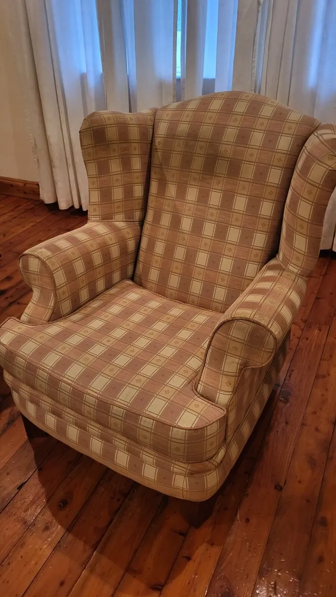 Sofa and matching Armchair for Sale €100 - Image 4