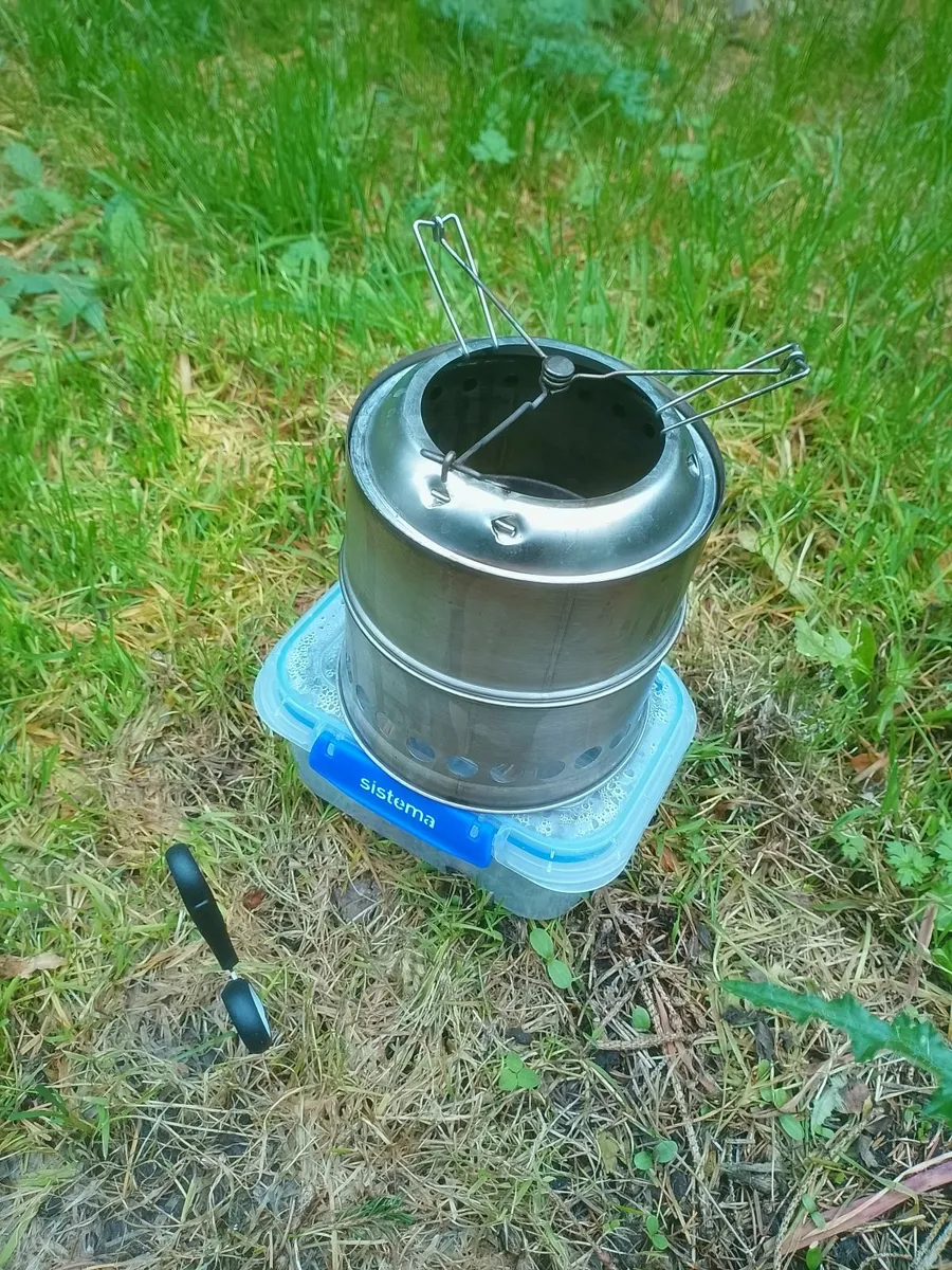 Camping stove - Image 1