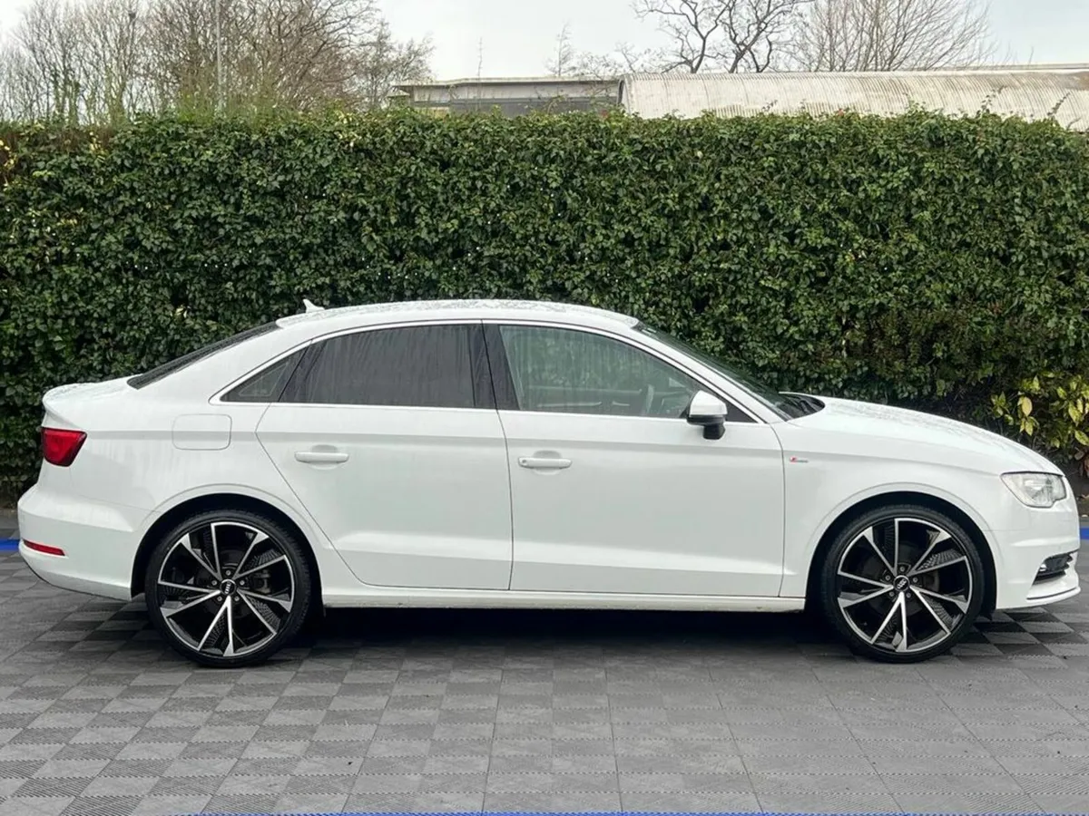 Audi A3 S-LINE PACK 1.4 TFSI // FULL SERVICE HISTO - Image 2