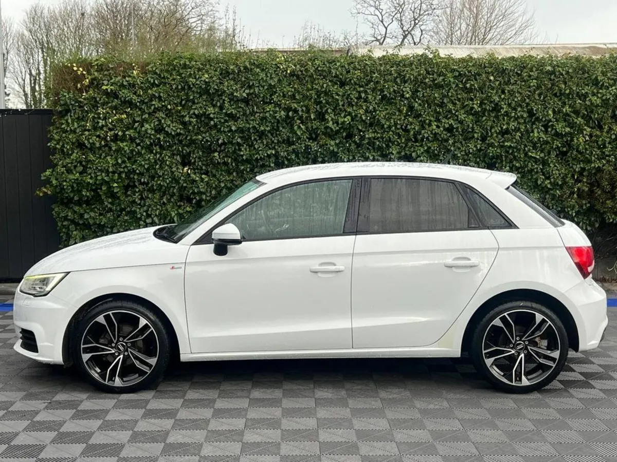 Audi A1 S-LINE PACK 1.0 TFSI // AUDI SERVICE HISTO - Image 3