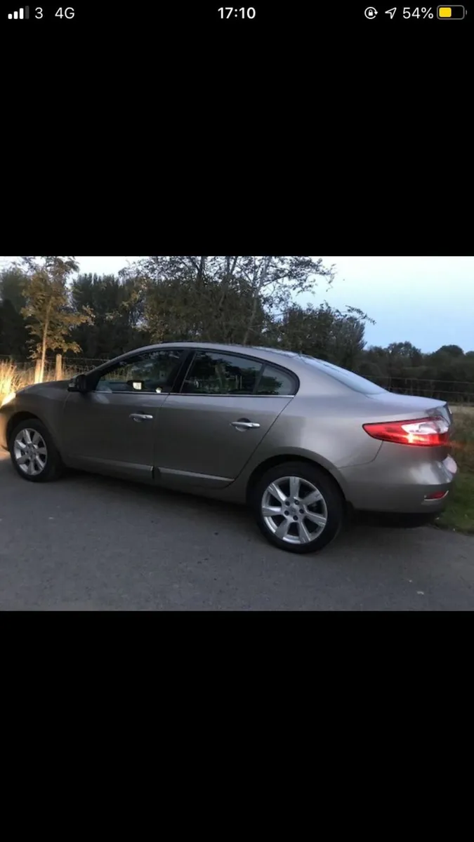 Renault Fluence 2010 - Image 2