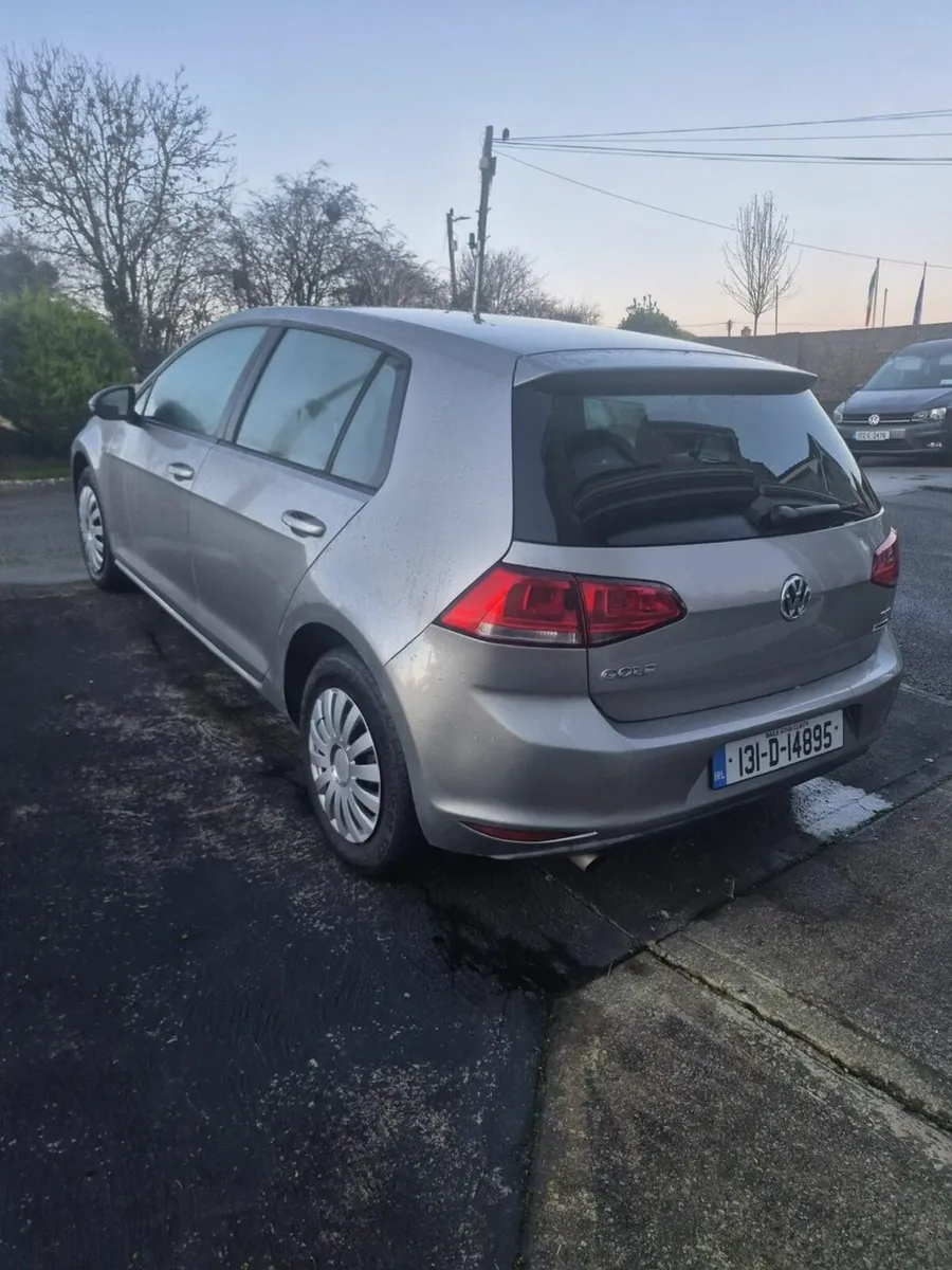 Volkswagen Golf 2013 - Automatic - Image 2