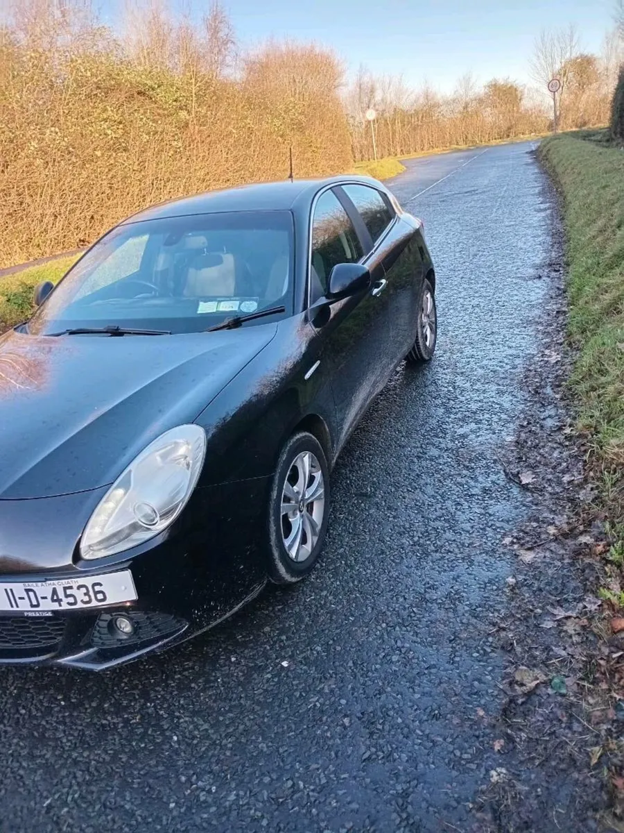 Alfa Romeo Giulietta 2011 - Image 1
