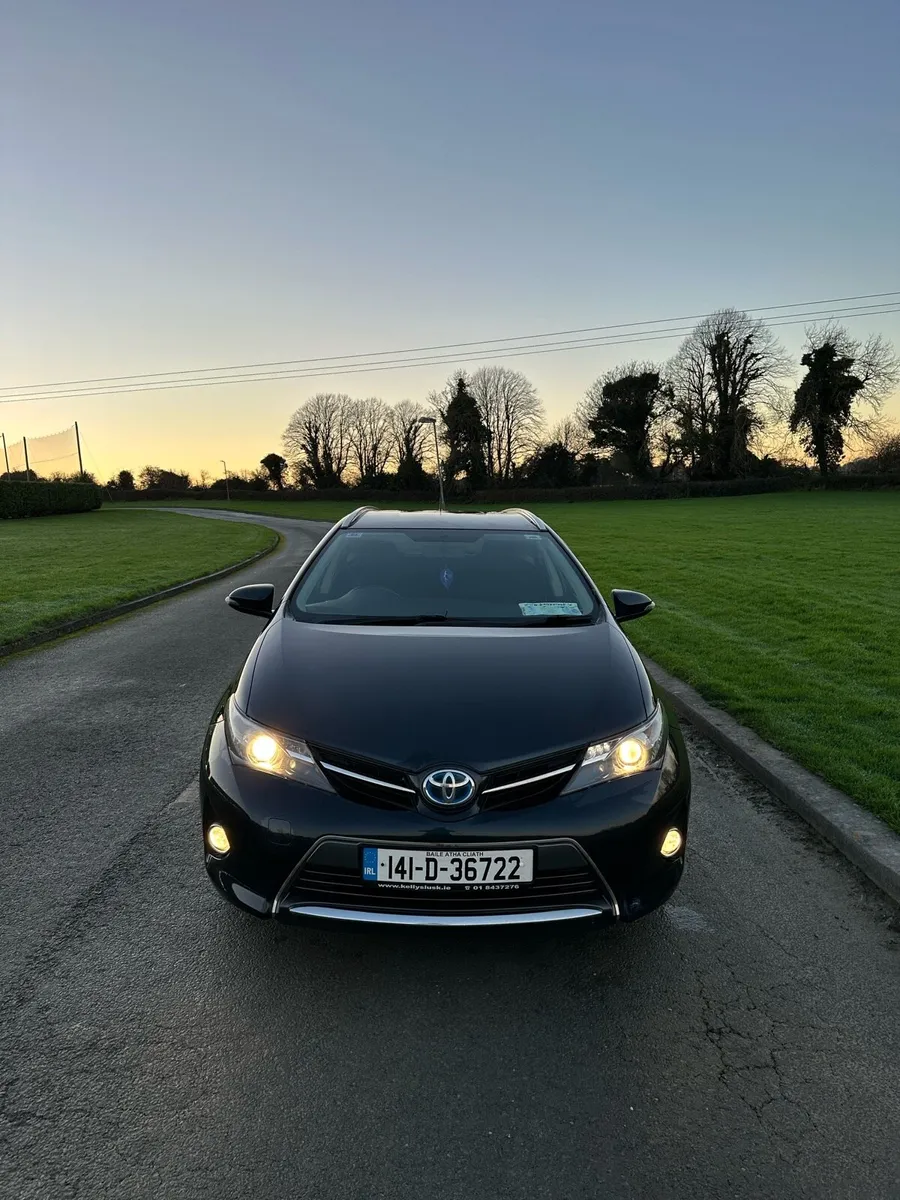 Toyota Auris Estate 2014 TAX/NCT 10/26 - Image 2