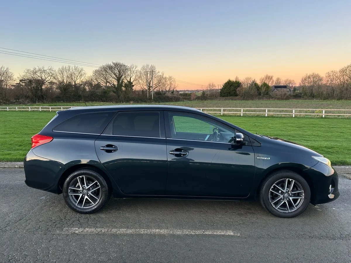 Toyota Auris Estate 2014 TAX/NCT 10/26 - Image 3