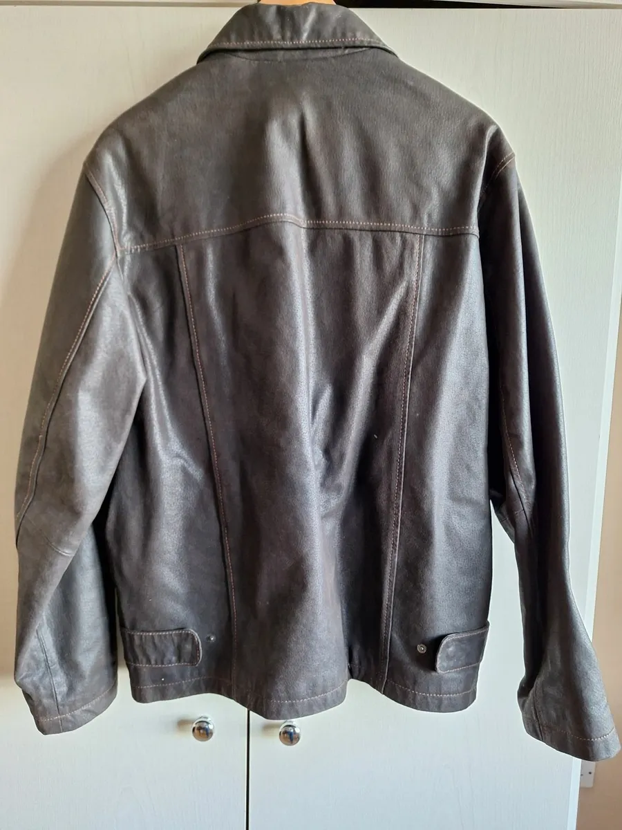 JEFF leather jacket size large - Image 2