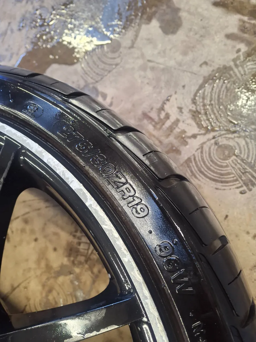 Mercedes Benz 19s - Image 4