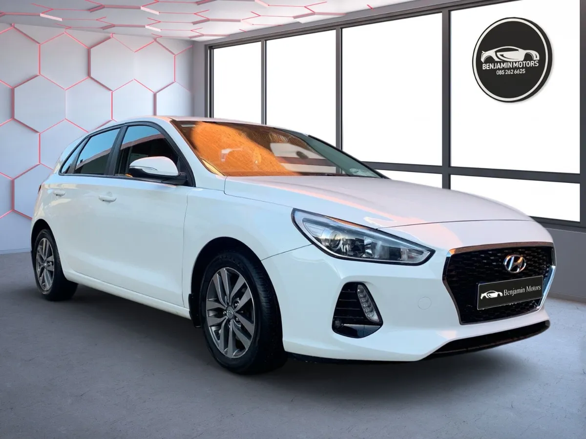 Hyundai i30 2018 Deluxe Automatic 1.6 diesel - Image 1