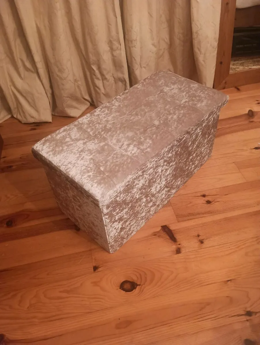 Pink velvet storage box like new 15 Euro - Image 1