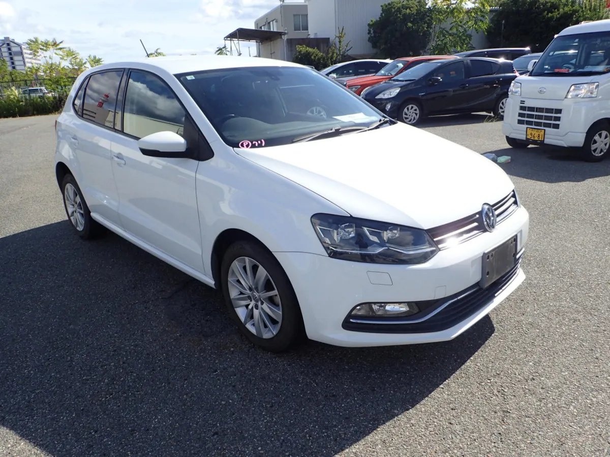 1.2TSI COMFORTLINE PLUS 5DR HATCHBACK AUTOMATIC //