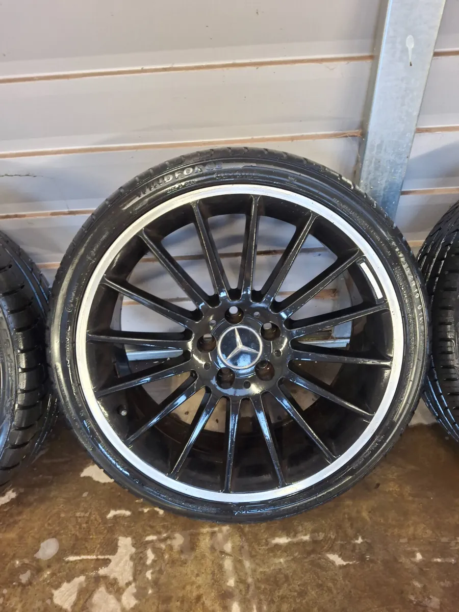 Mercedes Alloy Wheels 19s - Image 3