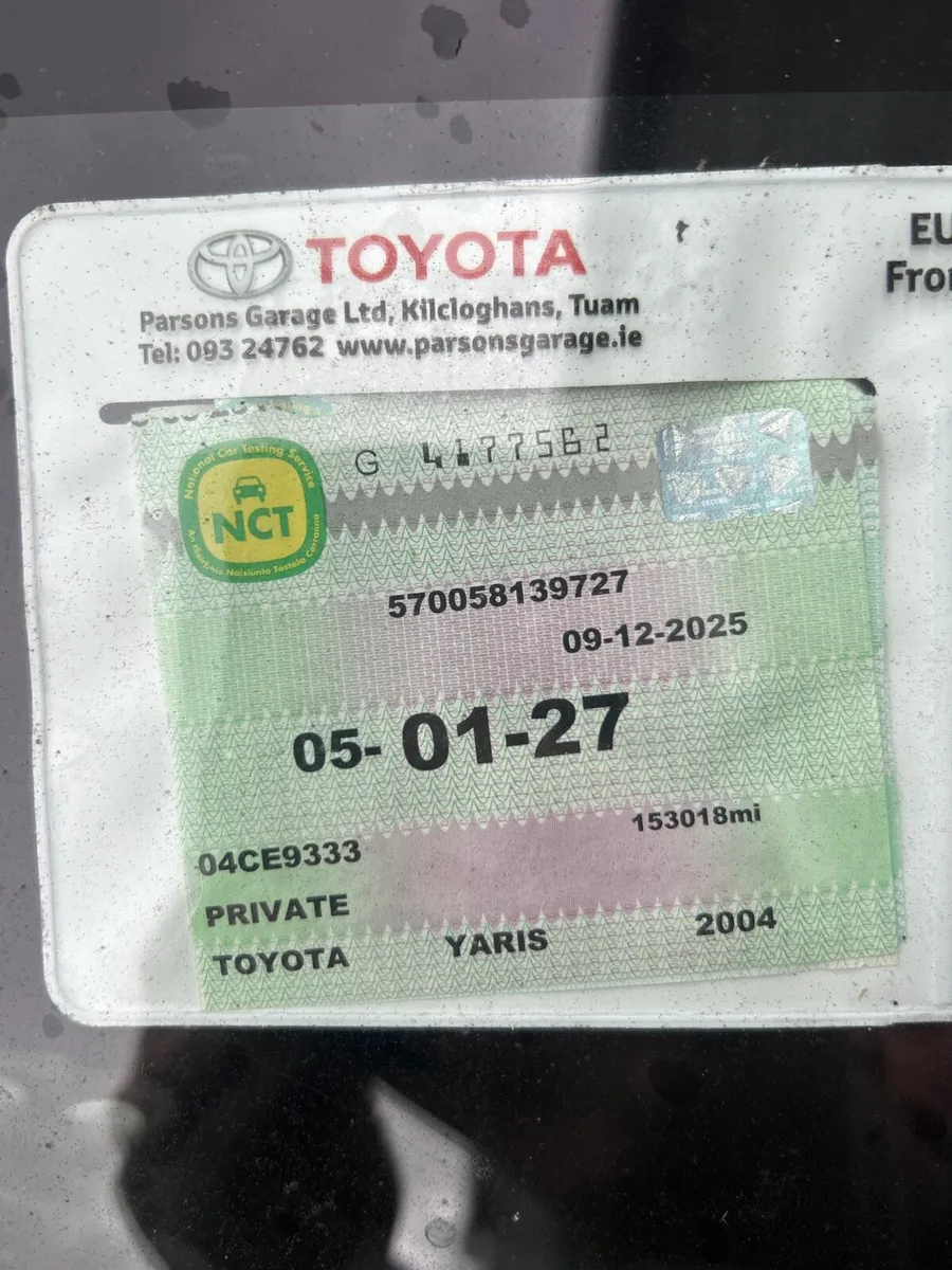 04 Toyota Yaris New NCT 1/27 - Image 2