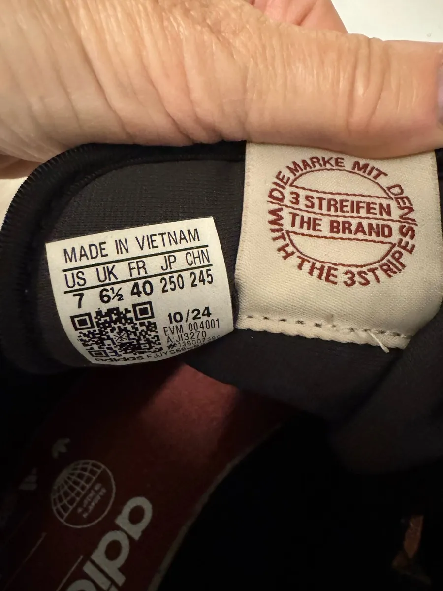 Adidas trainers - Image 3